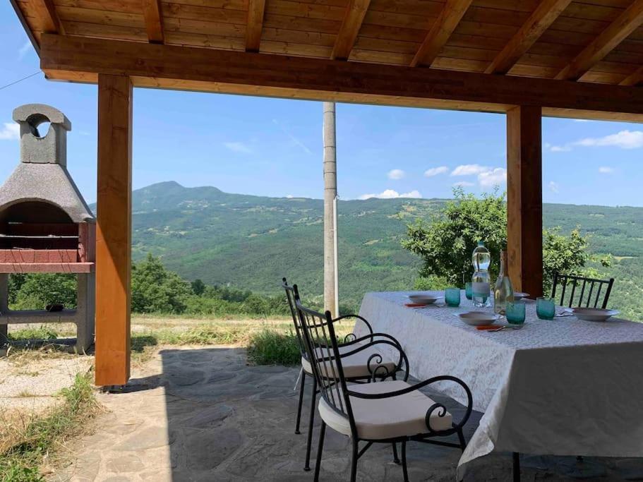 La Casa Sulla Collina Villa Varsi Eksteriør billede