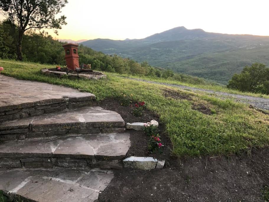 La Casa Sulla Collina Villa Varsi Eksteriør billede
