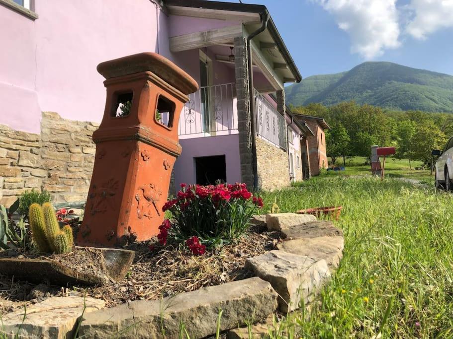 La Casa Sulla Collina Villa Varsi Eksteriør billede